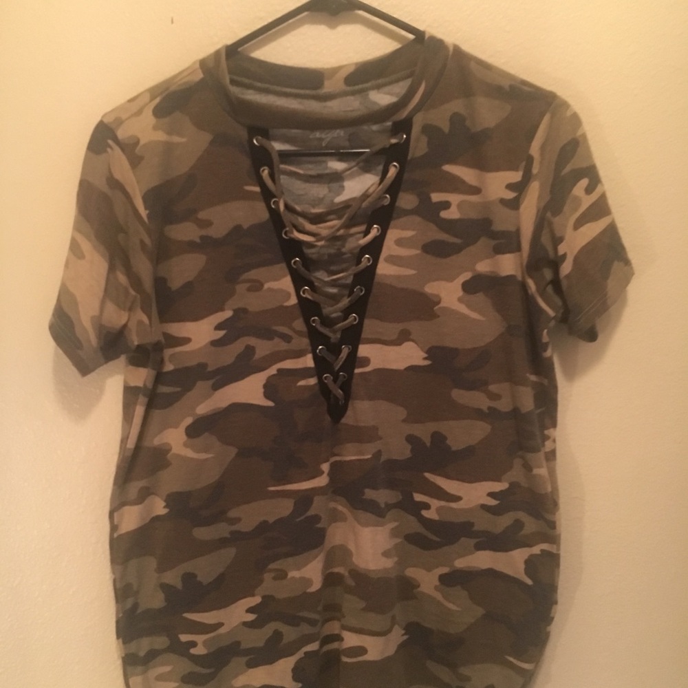 Camo top